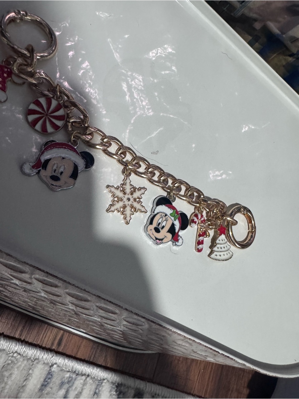 6.5” Disney purse chain - Picture 3 of 4